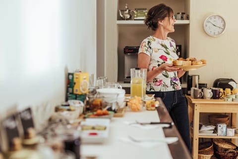 Free daily buffet breakfast