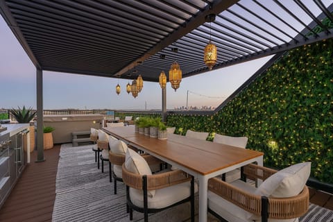 Luxury Outdoor Dining
