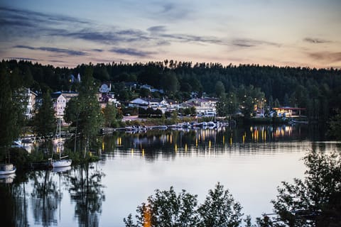 Superior Double with Lakeview | Front of property