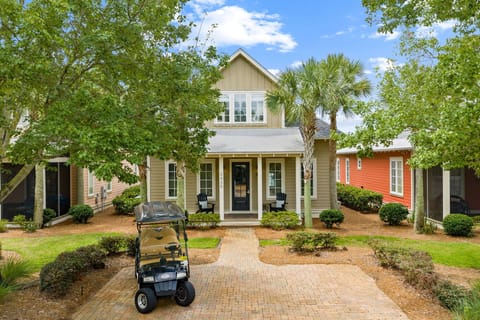 Front of Home with 6 Seat Golf Cart