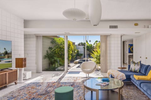 Living Room | Sandpiper Empress in Palm Desert, California by Luxus Vacation Properties