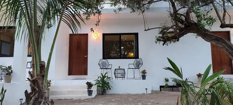 Casa 6 with Private Patio and Starlink wifi