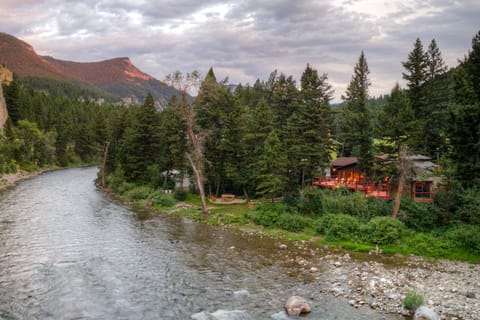 Welcome to The Gallatin River Bend!