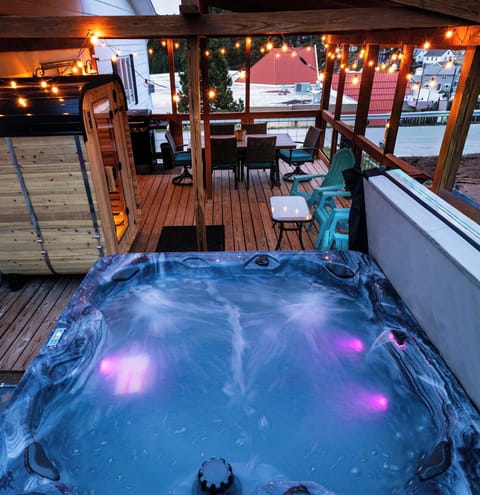 Evening hot tub 