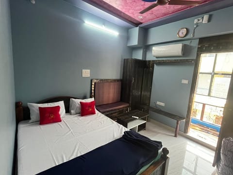 Standard Double Room, Patio, Mountain View | In-room safe, desk, iron/ironing board, free WiFi