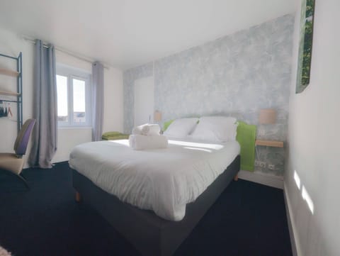 Standard Double Room | Free WiFi