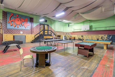 Gary Vacation Rental | 2BR | 1BA | 600 Sq Ft