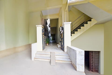 House | Reception