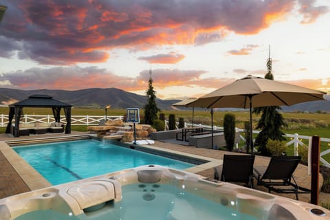 Backyard views!