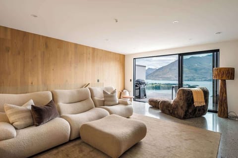 Entertainment-ready space
Whether it’s movie night or a casual gathering, this space is designed for enjoyment. High-end finishes and smart layout make entertaining effortless.