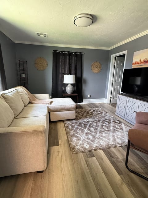 Full size living room 