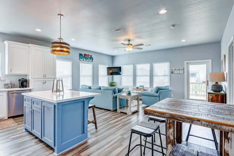 House, 3 Bedrooms | Interior