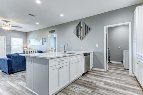 House, 3 Bedrooms | Interior