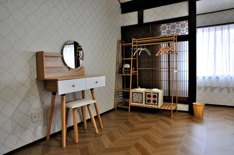 Family Quadruple Room, Courtyard View | Laptop workspace, blackout drapes, WiFi (free), bed sheets