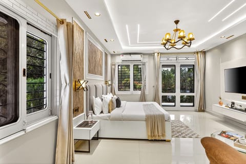 Deluxe Villa | Iron/ironing board, WiFi (free)