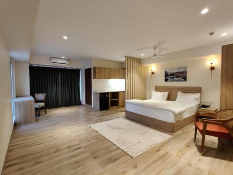 Soundproofing, iron/ironing board, wheelchair access