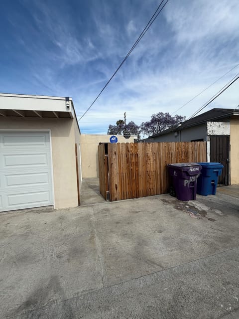 Your private entrance from the alley