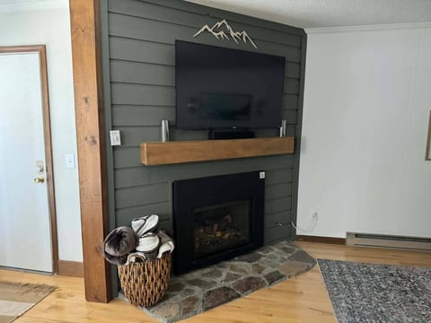 Condo, Multiple Beds, Balcony, Mountain View (3Br: Summit 101B) | Interior