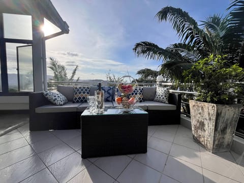 House, 2 Bedrooms, Patio | Property grounds