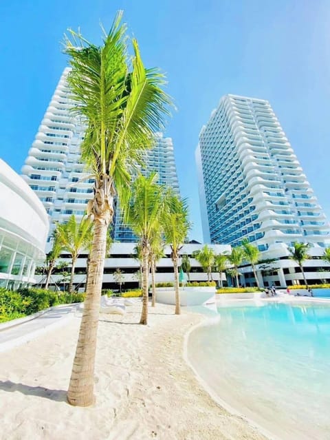 Condo, 1 Bedroom, Accessible, Patio | Pool | Outdoor pool