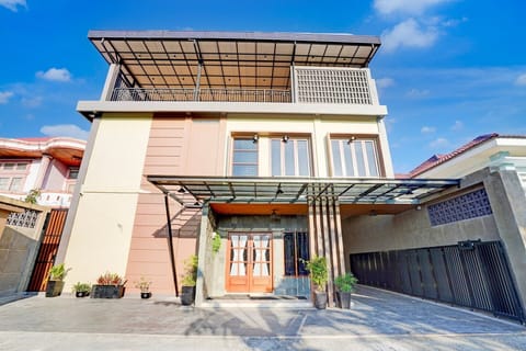 Holiday Home Exterior [summer]