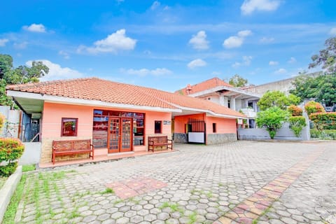Holiday Home Exterior [summer]