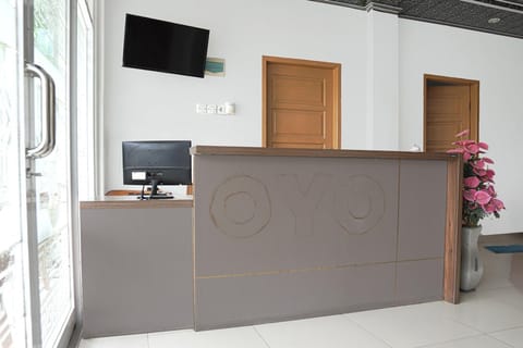 Entrance / Reception