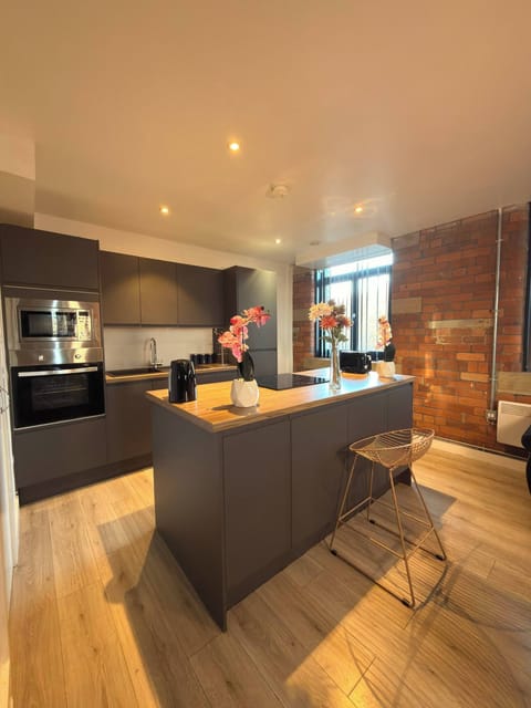 Apartment, 2 Bedrooms, City View | Interior
