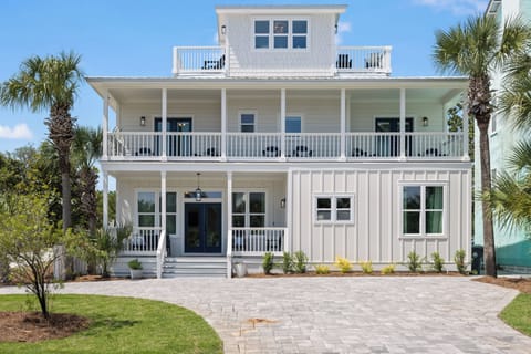 SolMate offers ample guest parking!
