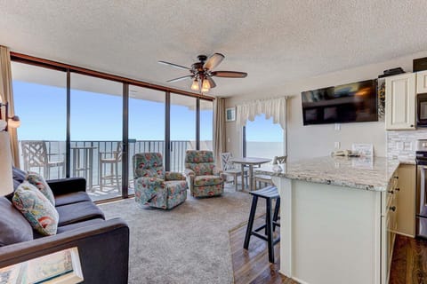 Atlantic Towers 1114-print-001-037-Main Living Area-4200x2801-300dpi