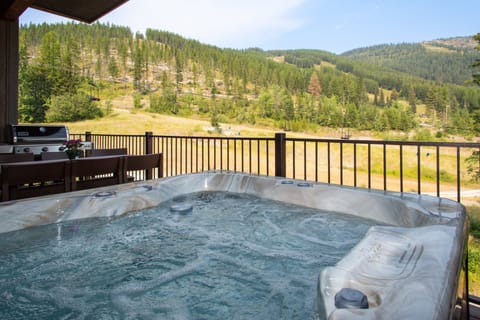 Hot tub views!
