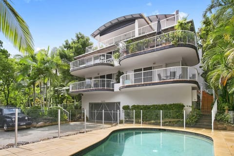Slip into the shared pool for a refreshing dip after a warm afternoon exploring Noosa.
