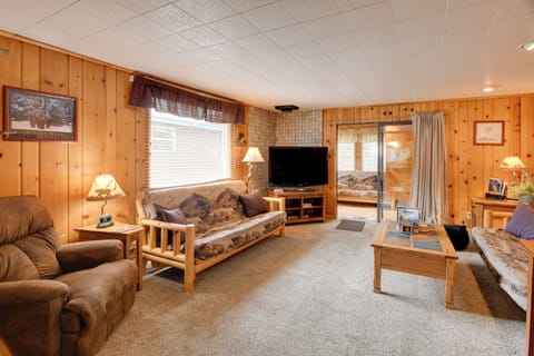 West Yellowstone Vacation Rental | 2BR | 2BA | 1,300 Sq Ft