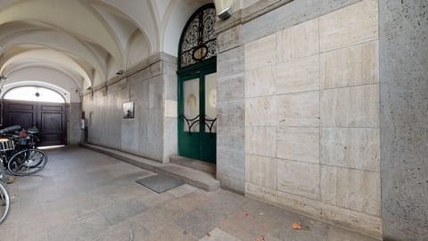 Deluxe Apartment, City View | Property grounds