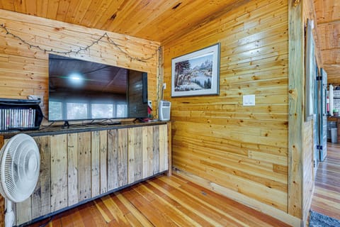 House (1 Bedroom) | Interior