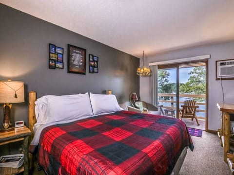 Wake up to stunning views.