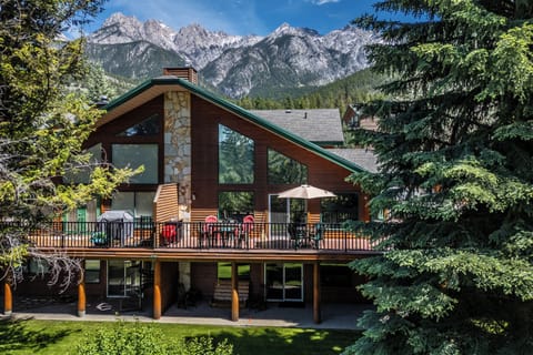 Luxury Townhome | Terrace/patio