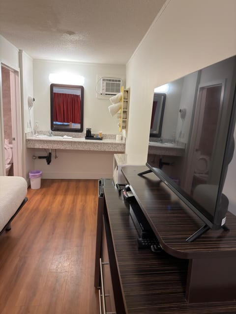 Comfort Double Room, Mountain View | Laptop workspace, WiFi (free)