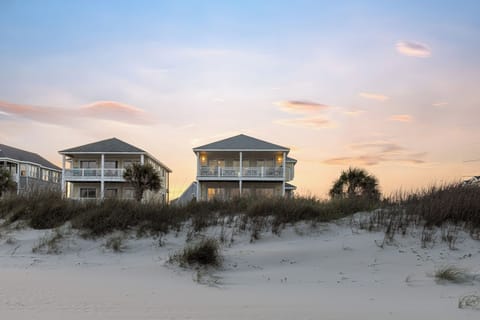 North Shore Dunes