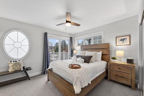 Bright, airy, and effortlessly cozy ✨
Wake up to natural light, sip coffee on the balcony, and unwind in your own serene retreat. 🌿🛏️