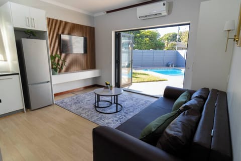Room, 1 Bedroom, Accessible, Private Pool | Living room