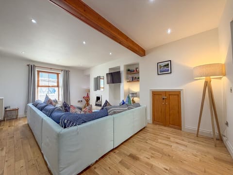 The Burrows - 3 Bedroom Holiday Home - Tenby (28060)