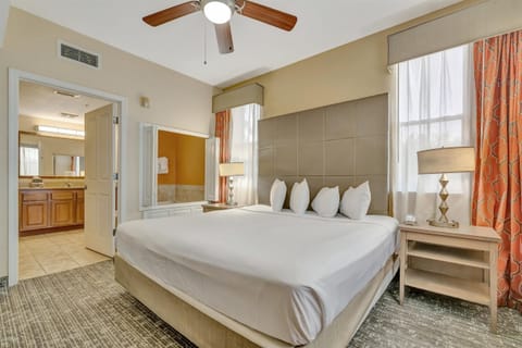 Staycation approved with your ultimate cozy bedroom