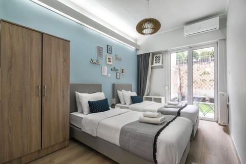 Apartment, 2 Bedrooms, Kitchen, City View | Egyptian cotton sheets, premium bedding, in-room safe
