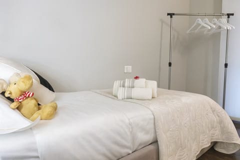 Premium bedding, down comforters, free minibar items, blackout drapes