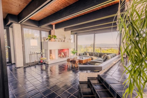 House | 4 bedrooms, Internet