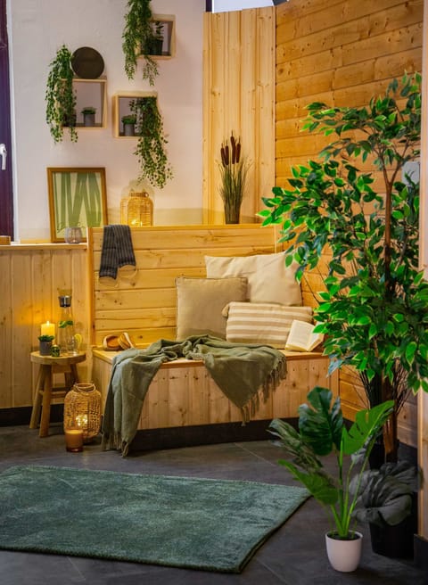 House | 7 bedrooms, Internet