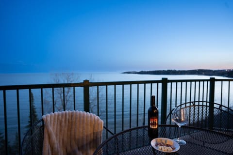 Two Harbors Vacation Rental | 2BR | 2BA | 1617 Sq Ft | Step-Free Entry
