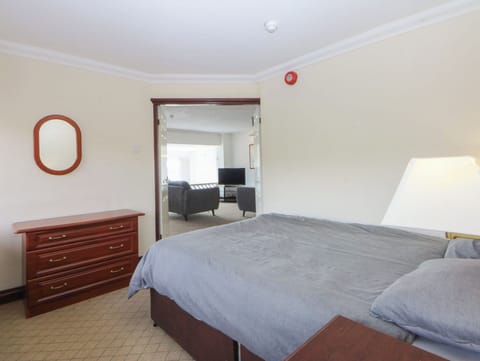 2 bedrooms, WiFi (free), individually decorated, individually furnished