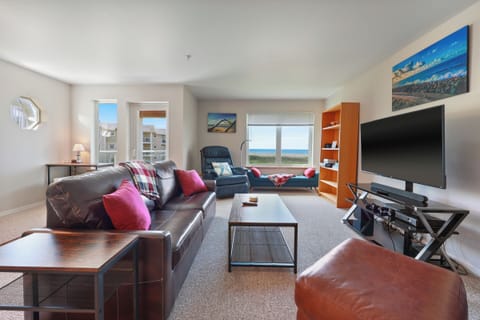 422 Vacation by the Sea